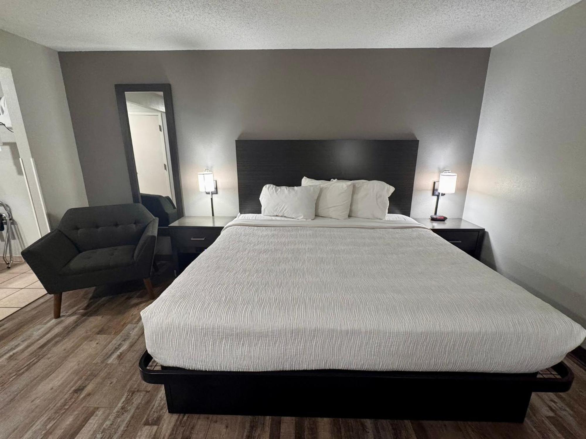 Baymont By Wyndham Great Falls City Center Екстер'єр фото