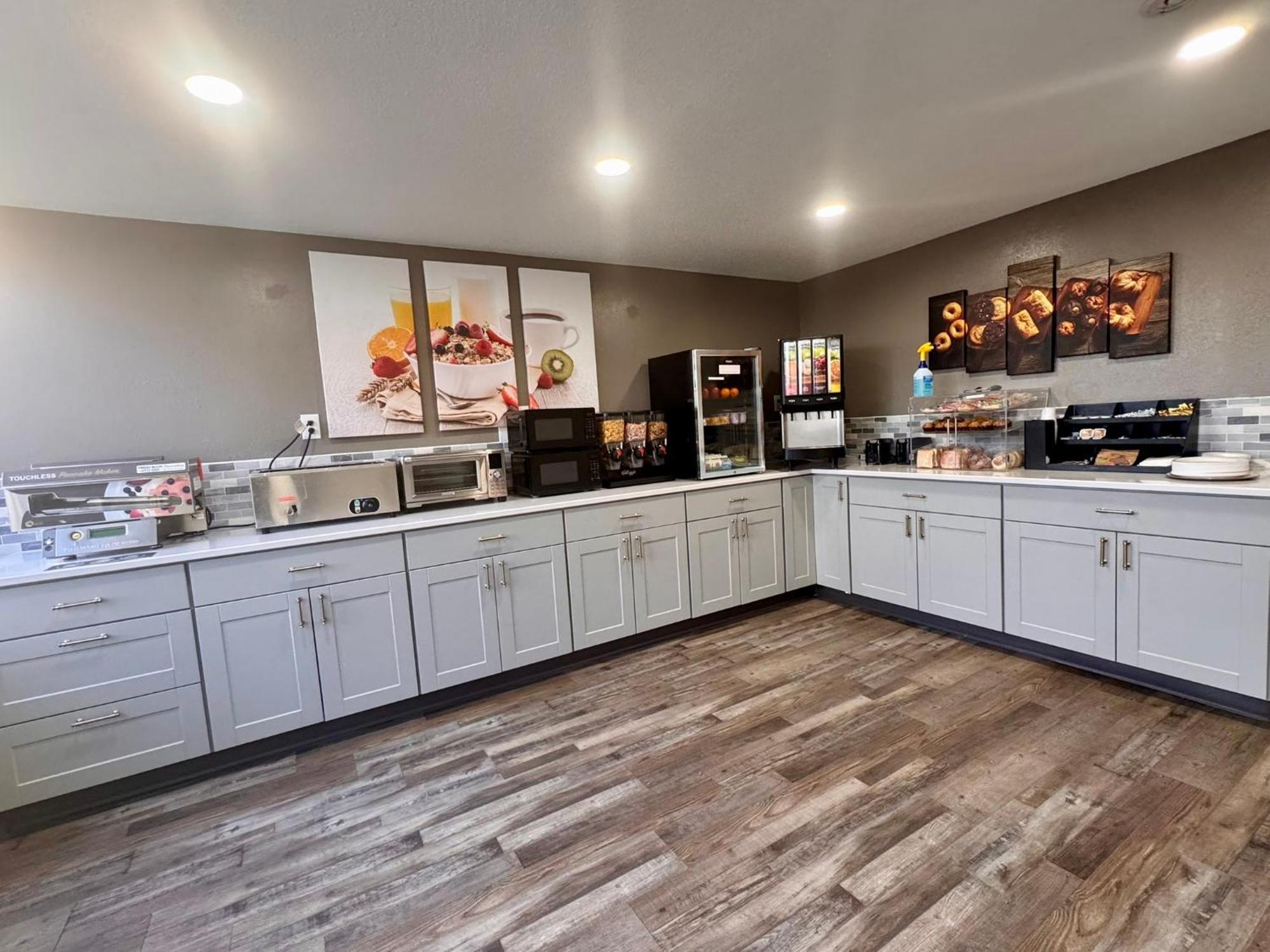 Baymont By Wyndham Great Falls City Center Екстер'єр фото