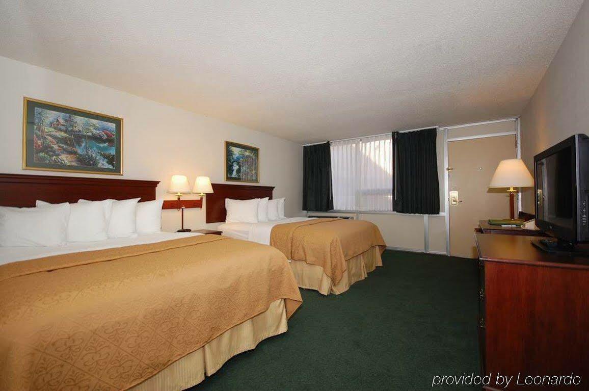Baymont By Wyndham Great Falls City Center Екстер'єр фото