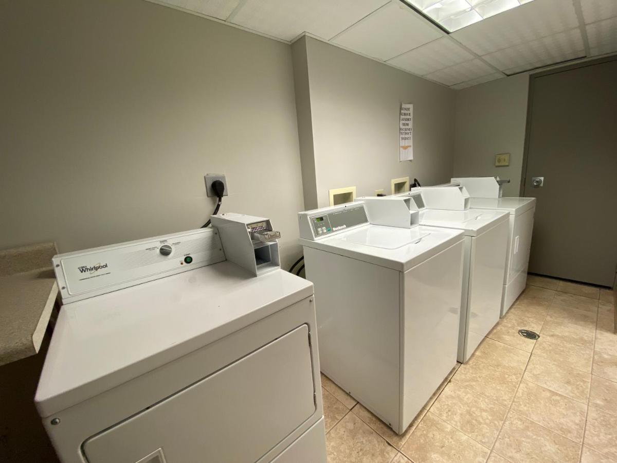 Baymont By Wyndham Great Falls City Center Екстер'єр фото